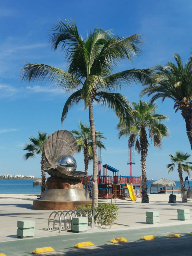 Clam statue on the malecon of La Paz